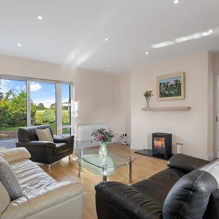 9 The Spires Ferienhaus Clifden