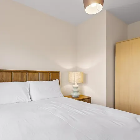 9 The Spires * Clifden